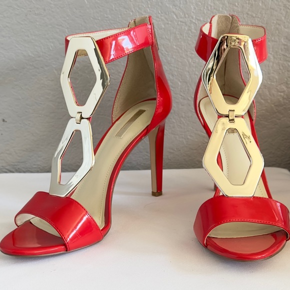 Like New BCBGeneration Red Patent “Cayce” Zip Back Heels - Size 10 - Picture 7 of 13